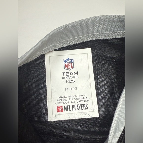 NFL Kids Black and Gray Raiders Jersey 🖤 - Picture 2 of 9
